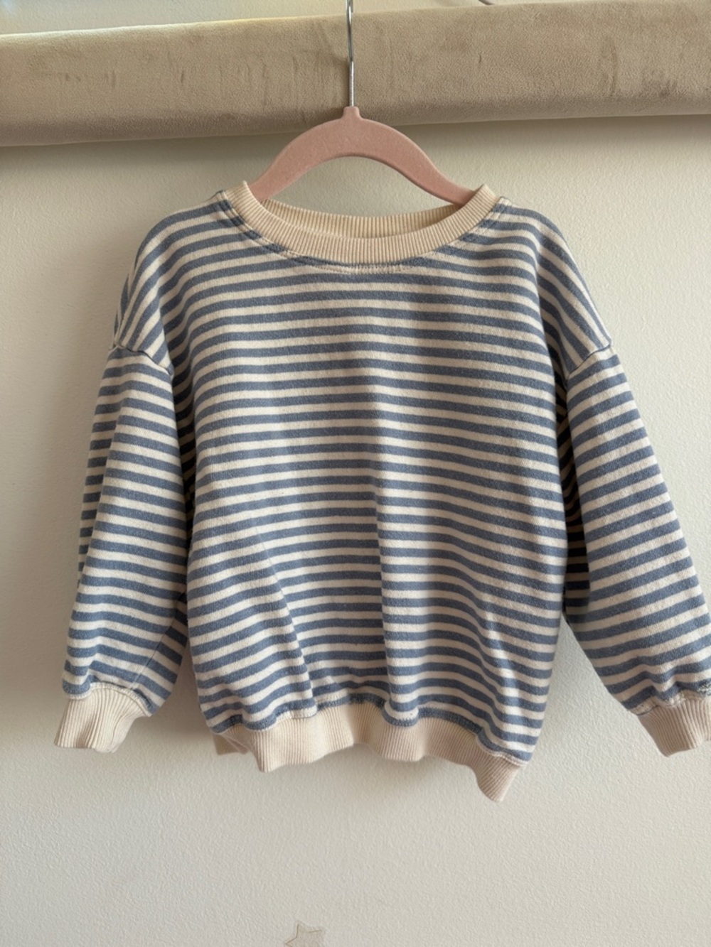 Zara Cream and Light Blue Striped Crewneck Sweatshirt